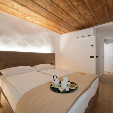 Sir Thomas Bed And Hotel Bozen