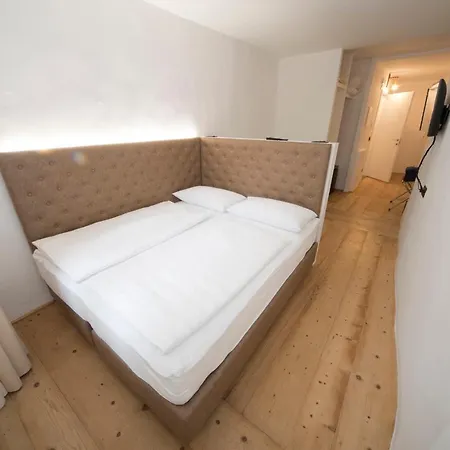 Hotel Sir Thomas Bed And 2*