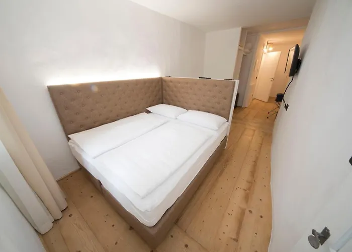 מלון Sir Thomas Bed And 2*